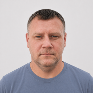 Юрій Орестович — майстер з оббивки меблів
