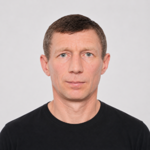 Сергій Михайлович — майстер з оббивки меблів